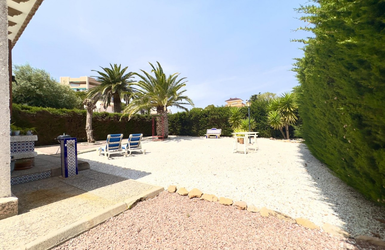 Revente - Villa - Orihuela Costa - La Zenia