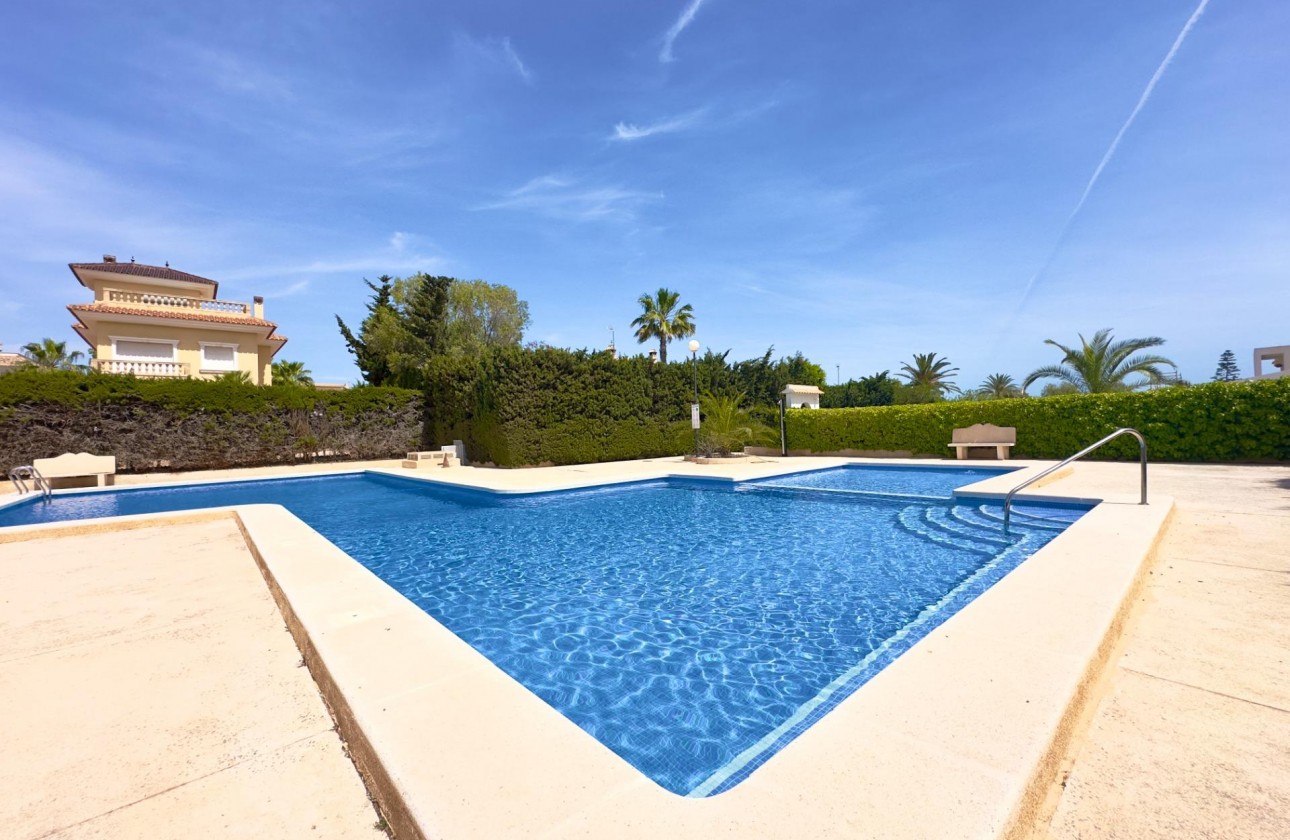 Revente - Villa - Orihuela Costa - La Zenia