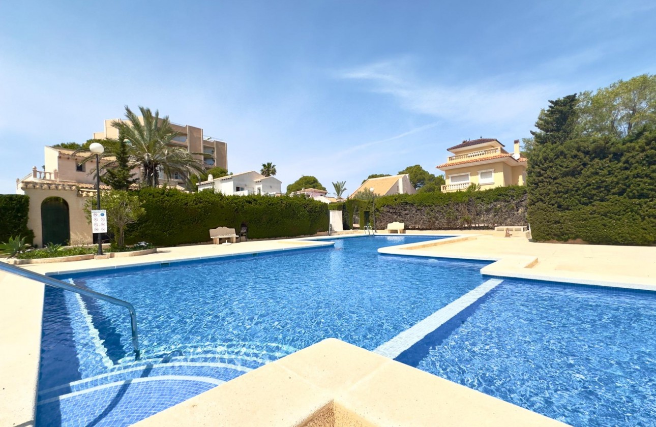 Revente - Villa - Orihuela Costa - La Zenia