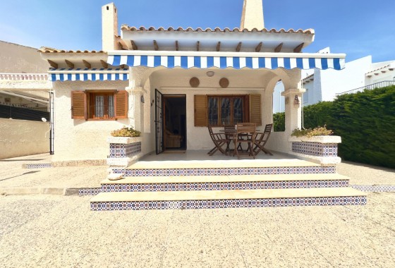 Revente - Villa - Orihuela Costa - La Zenia
