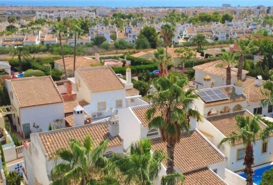 Reventa - Chalet - Orihuela Costa - Villamartin