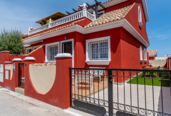 Revente - Villa - Orihuela Costa - Villamartín