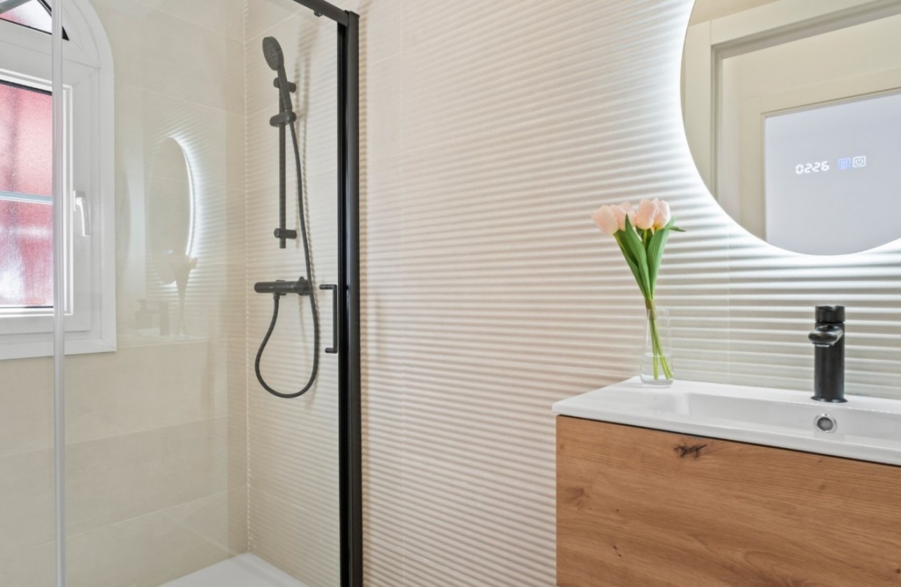 Revente - Villa - Orihuela Costa - Villamartín