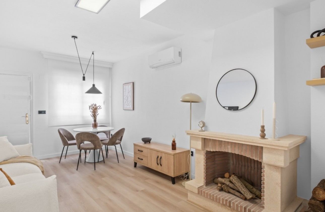 Revente - Villa - Orihuela Costa - Villamartín