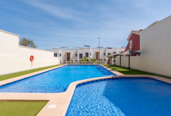 Revente - Villa - Orihuela Costa - Villamartín