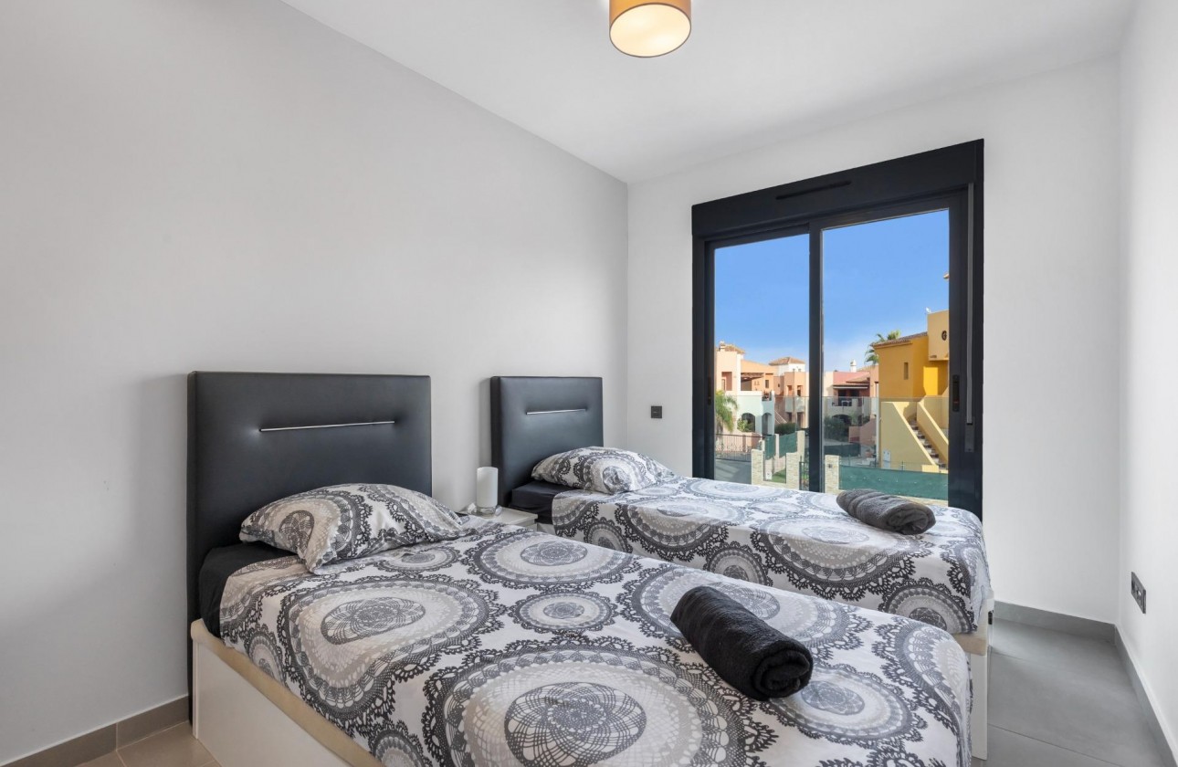 Resale - Bungalow - Torrevieja - Los Balcones - Los Altos del Edén