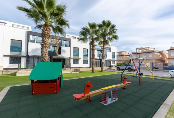 Resale - Bungalow - Torrevieja - Los Balcones - Los Altos del Edén