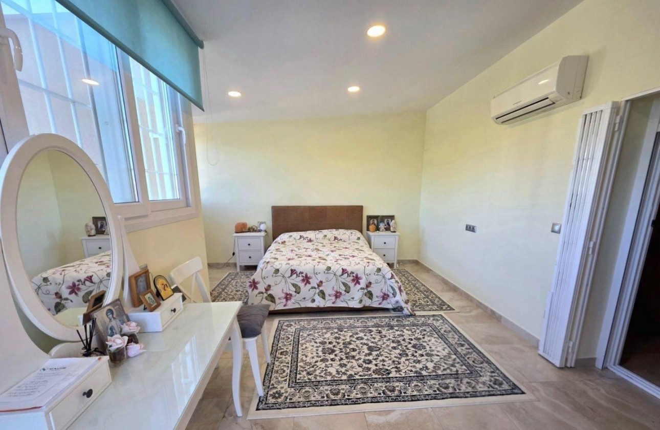 Revente - Villa - Dehesa de campoamor - Campoamor