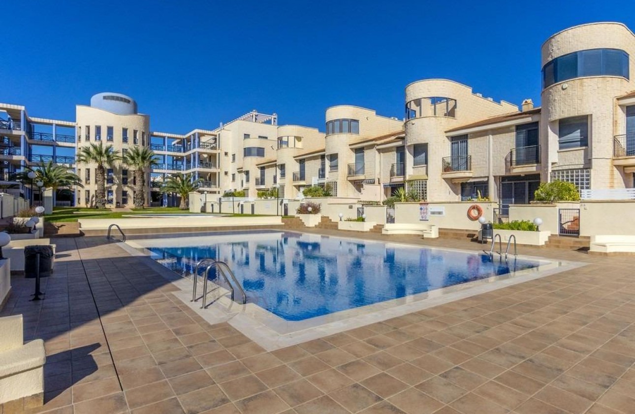 Revente - Villa - Cabo Roig