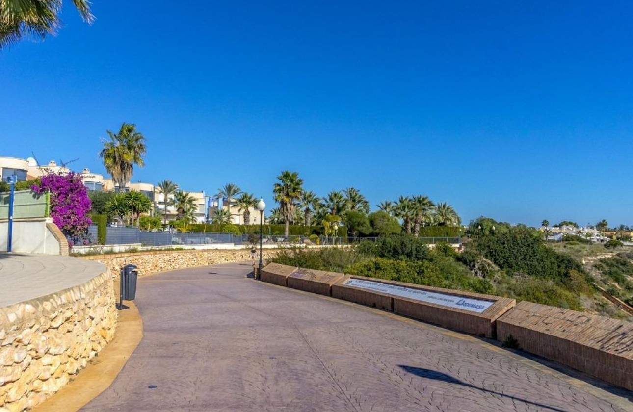 Revente - Villa - Cabo Roig