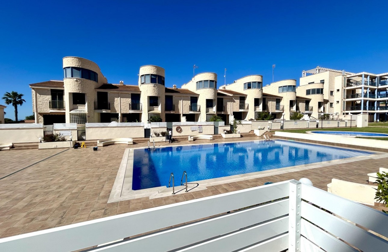 Revente - Villa - Cabo Roig