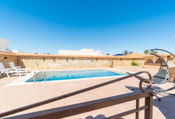 Revente - Villa - Torrevieja - Torreta florida