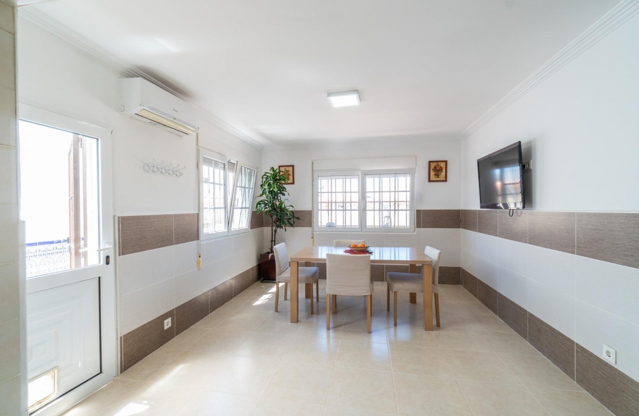 Revente - Villa - Torrevieja - Torreta florida
