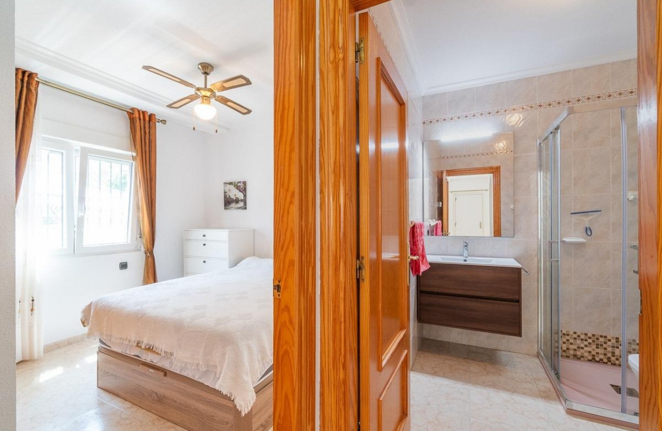 Revente - Villa - Orihuela Costa - Playa Flamenca