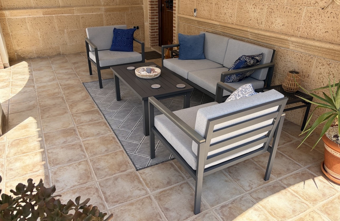 Resale - Villa - Pinar de Campoverde