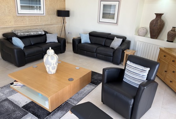 Resale - Villa - Pinar de Campoverde