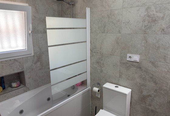 Resale - Villa - Pinar de Campoverde