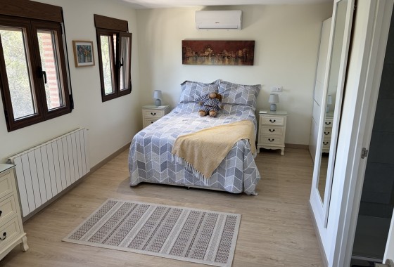 Resale - Villa - Pinar de Campoverde