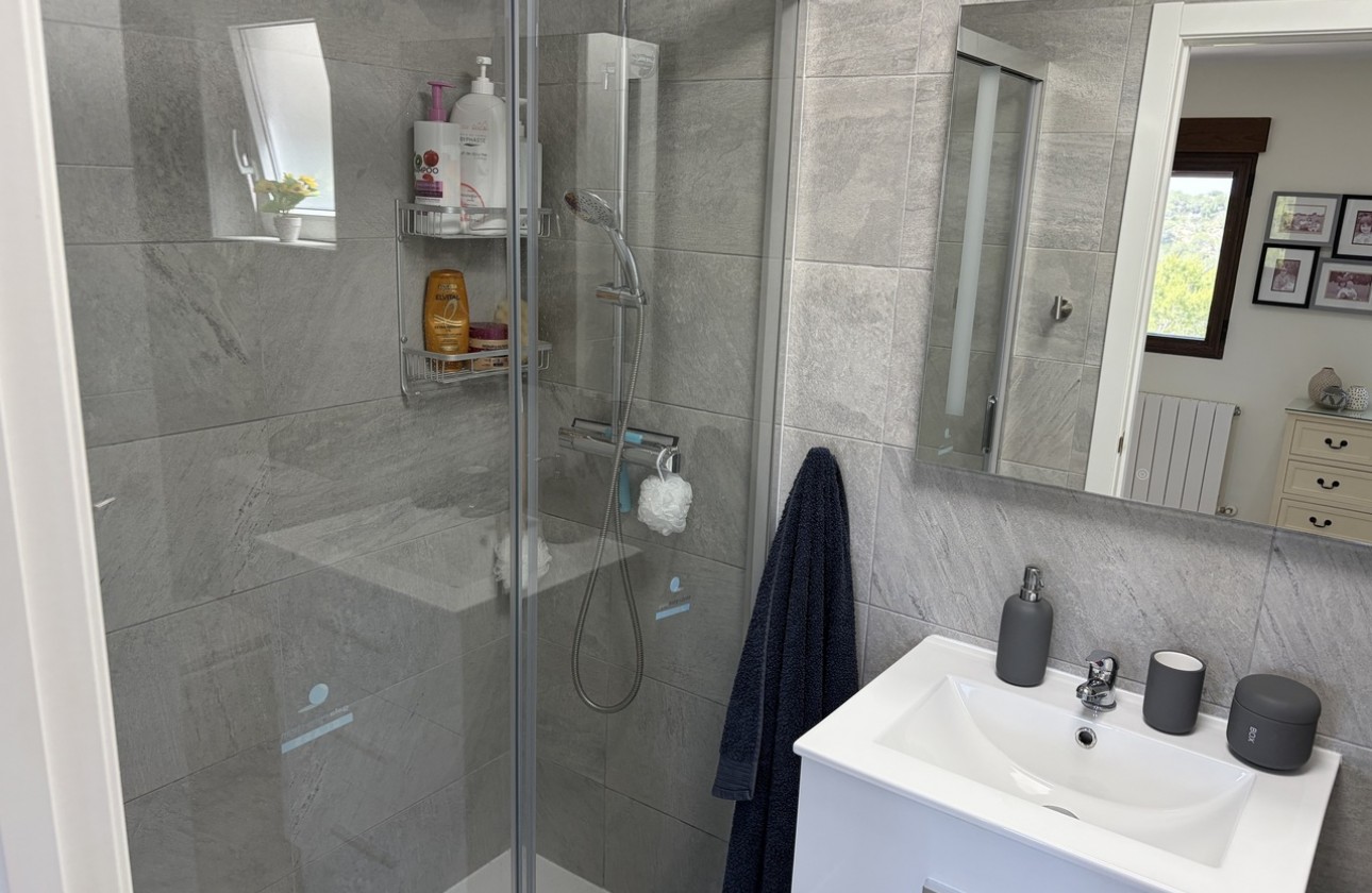 Resale - Villa - Pinar de Campoverde