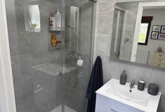 Resale - Villa - Pinar de Campoverde