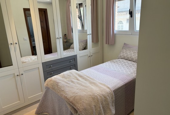 Resale - Villa - Pinar de Campoverde