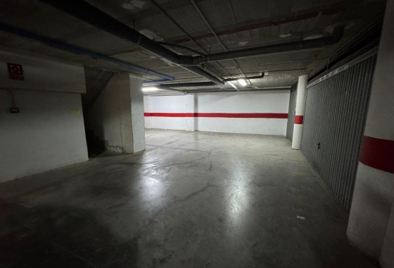 Revente - Garage - Torrevieja - Estacion de autobuses