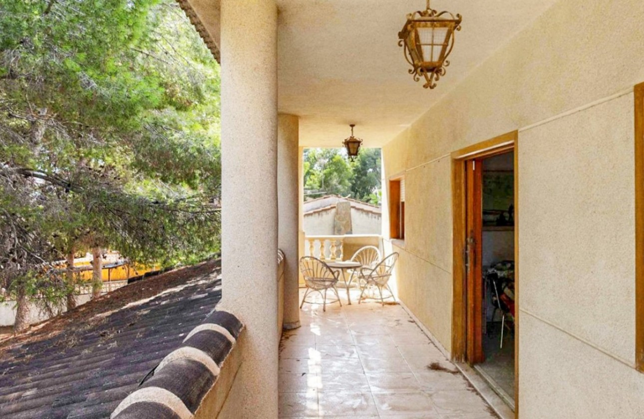Resale - Villa - Torrevieja - Los Balcones - Los Altos del Edén