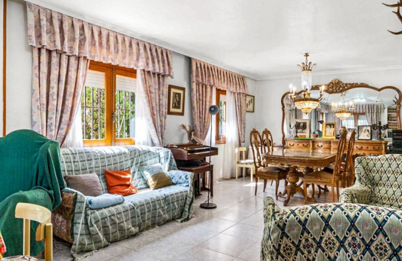 Resale - Villa - Torrevieja - Los Balcones - Los Altos del Edén