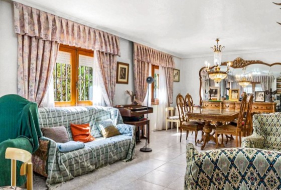 Resale - Villa - Torrevieja - Los Balcones - Los Altos del Edén