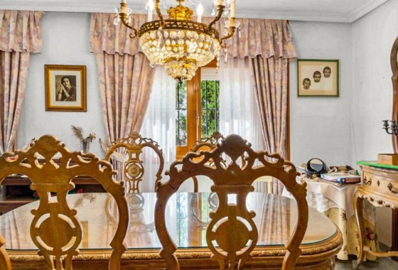 Resale - Villa - Torrevieja - Los Balcones - Los Altos del Edén