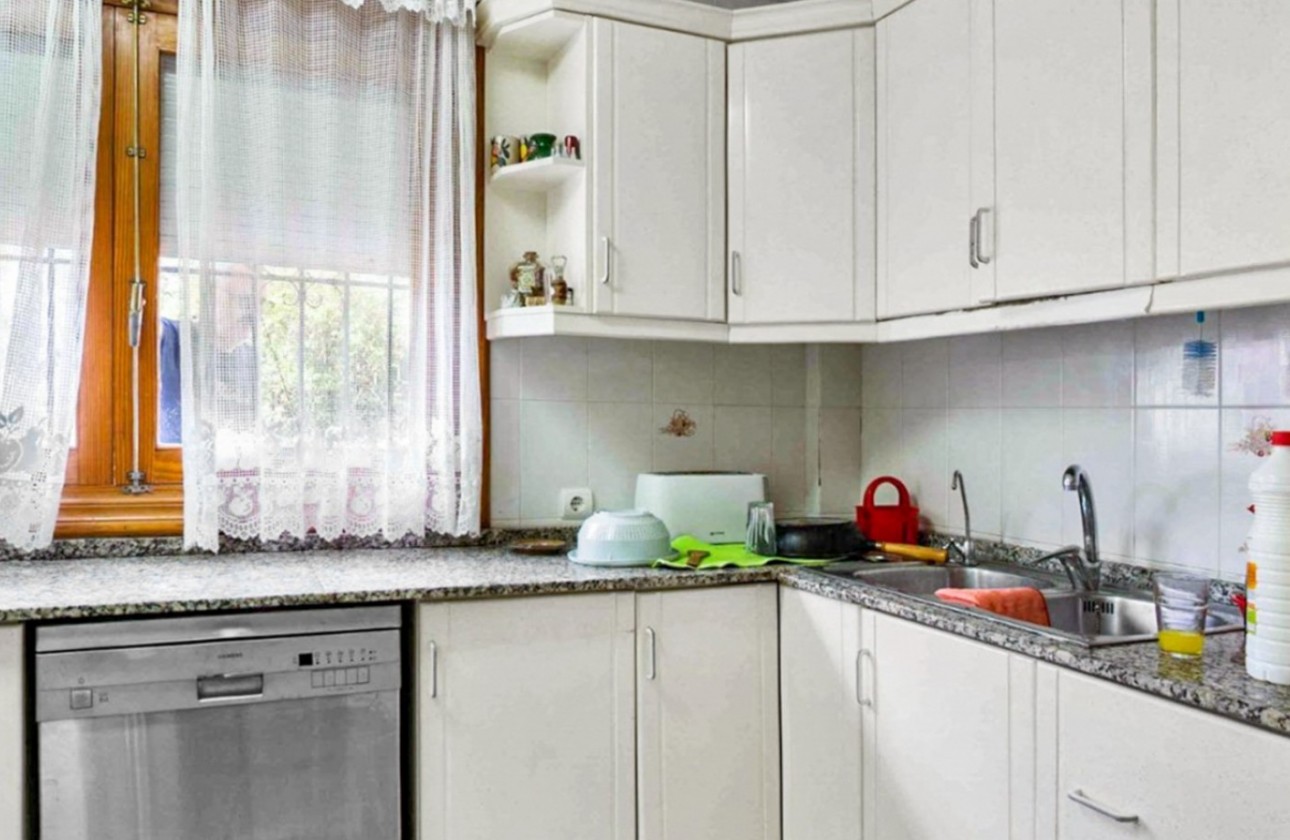 Resale - Villa - Torrevieja - Los Balcones - Los Altos del Edén