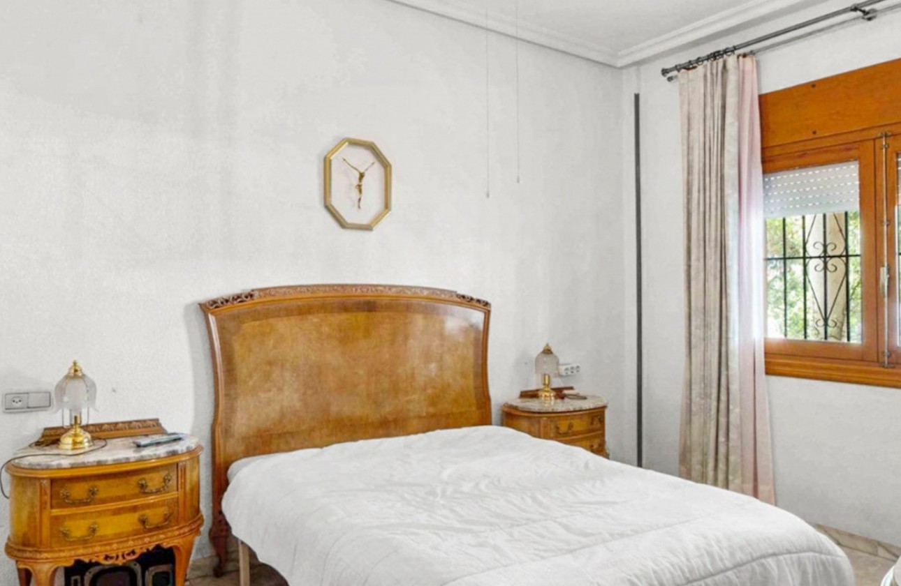 Resale - Villa - Torrevieja - Los Balcones - Los Altos del Edén