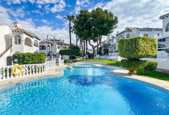 Revente - Bungalow - Torrevieja - Nueva Torrevieja - Aguas Nuevas