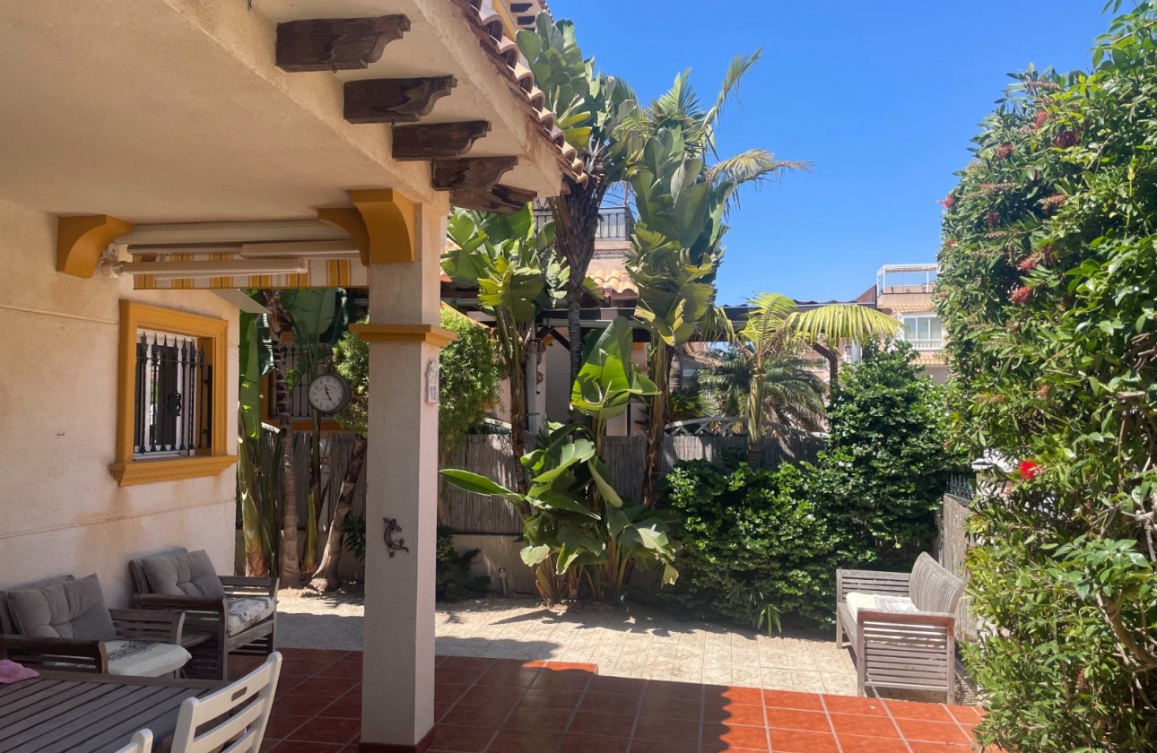 Reventa - Chalet - Orihuela Costa - La Regia