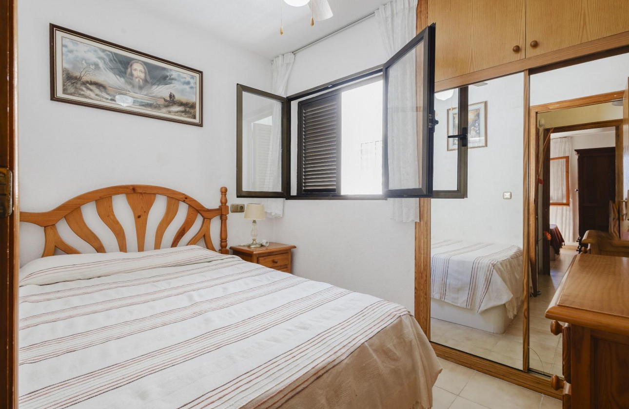 Resale - Atico - Torrevieja - Playa del Acequión