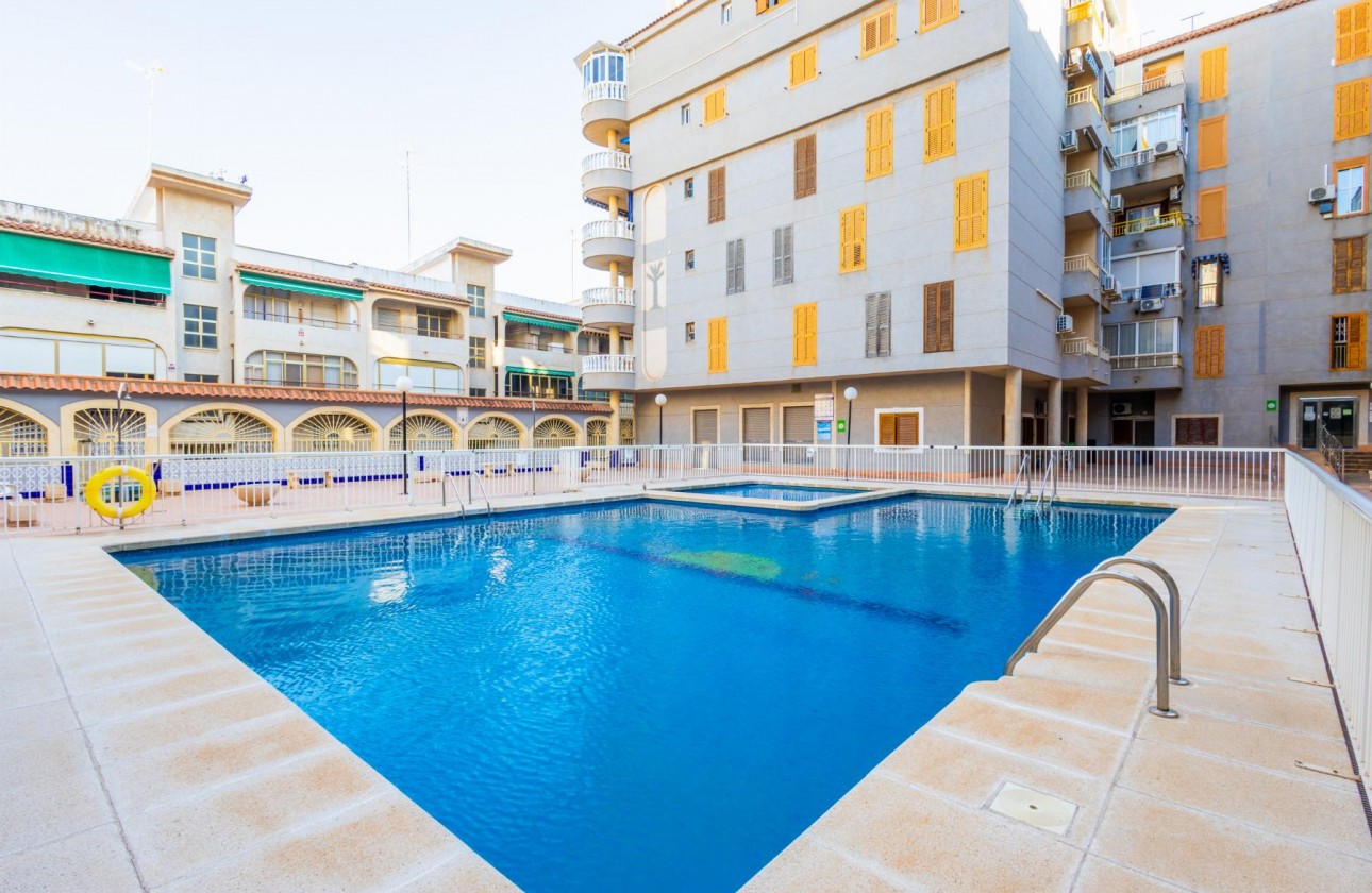 Resale - Atico - Torrevieja - Playa del Acequión