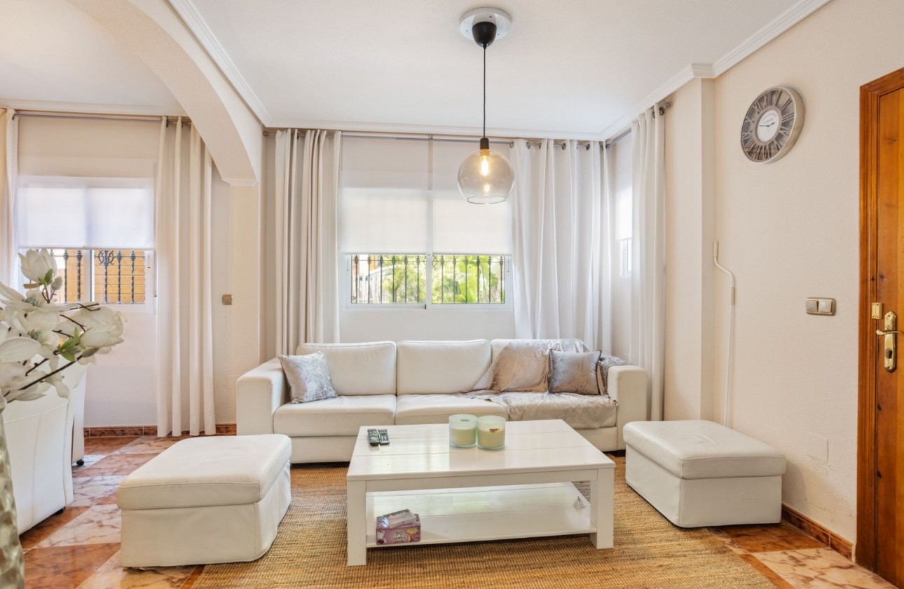 Revente - Villa - Orihuela Costa - La Regia