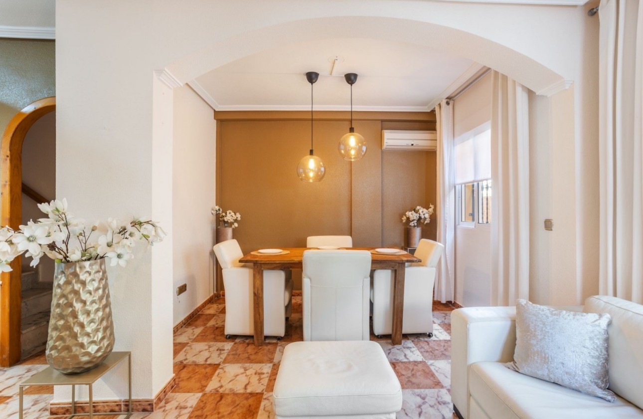 Revente - Villa - Orihuela Costa - La Regia