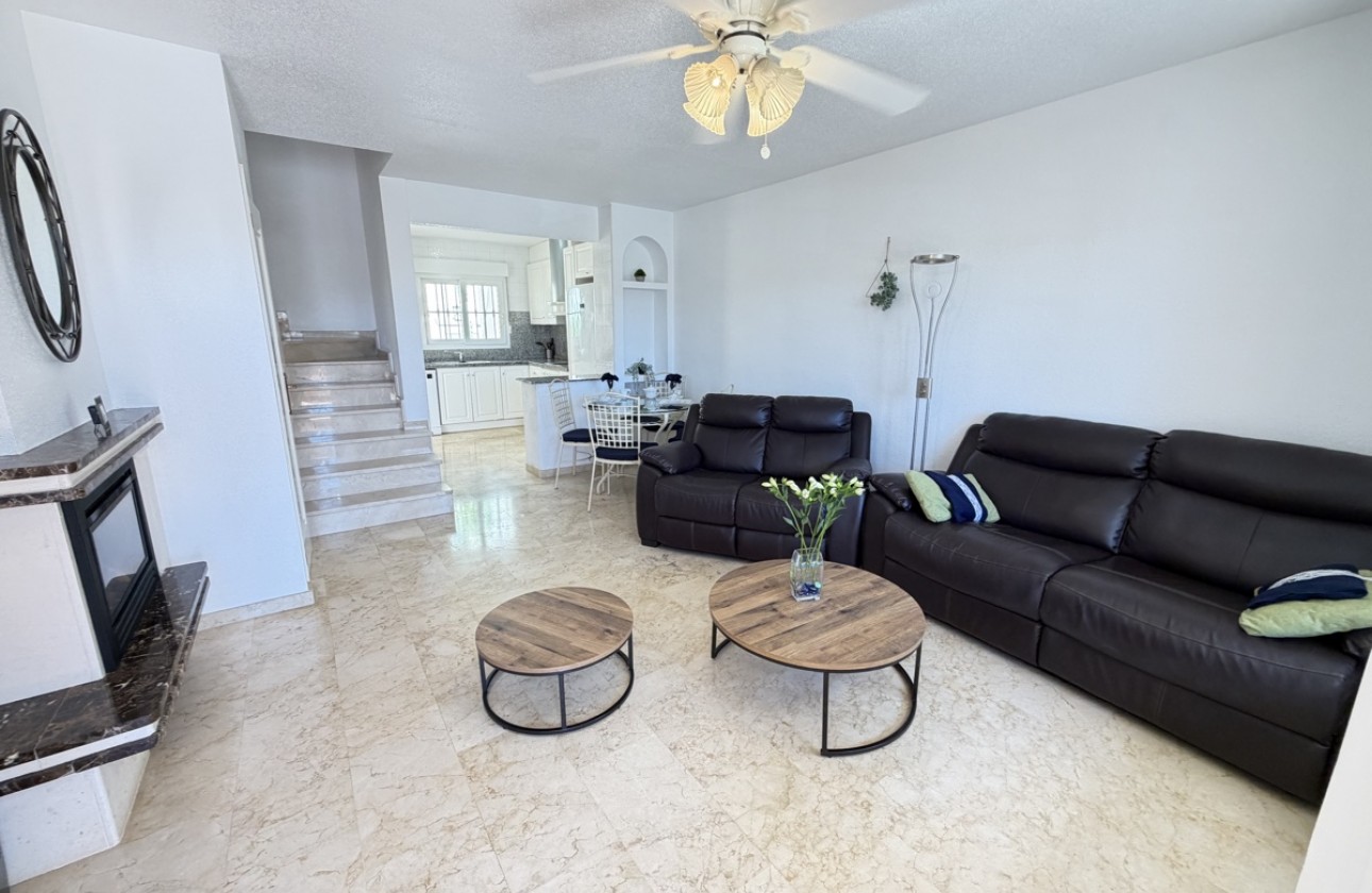Resale - Villa - Las Ramblas Golf