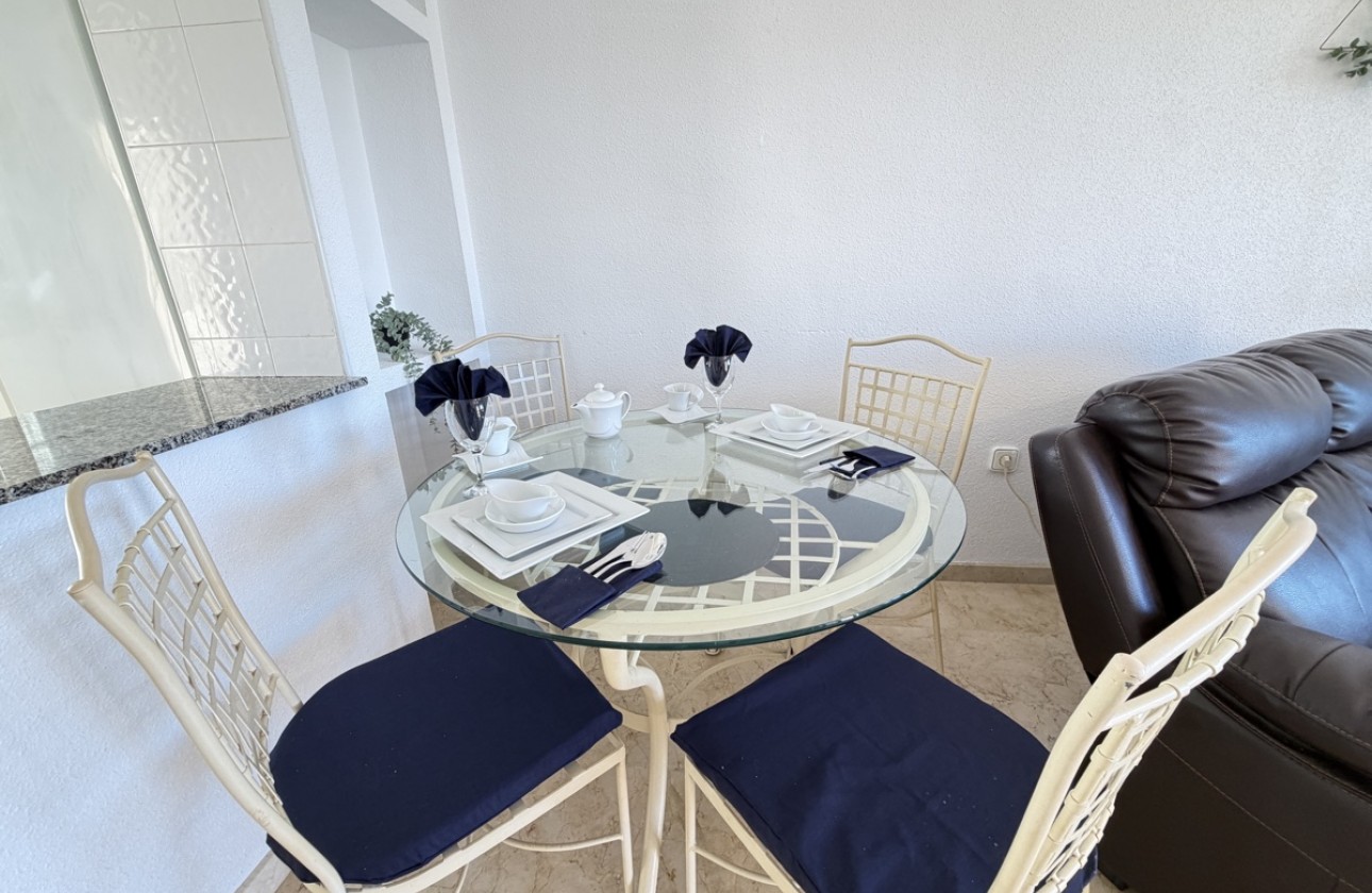 Resale - Villa - Las Ramblas Golf