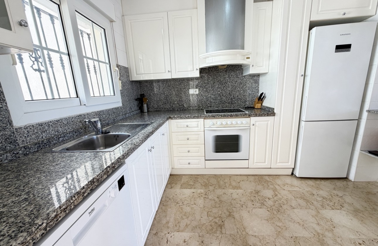 Resale - Villa - Las Ramblas Golf