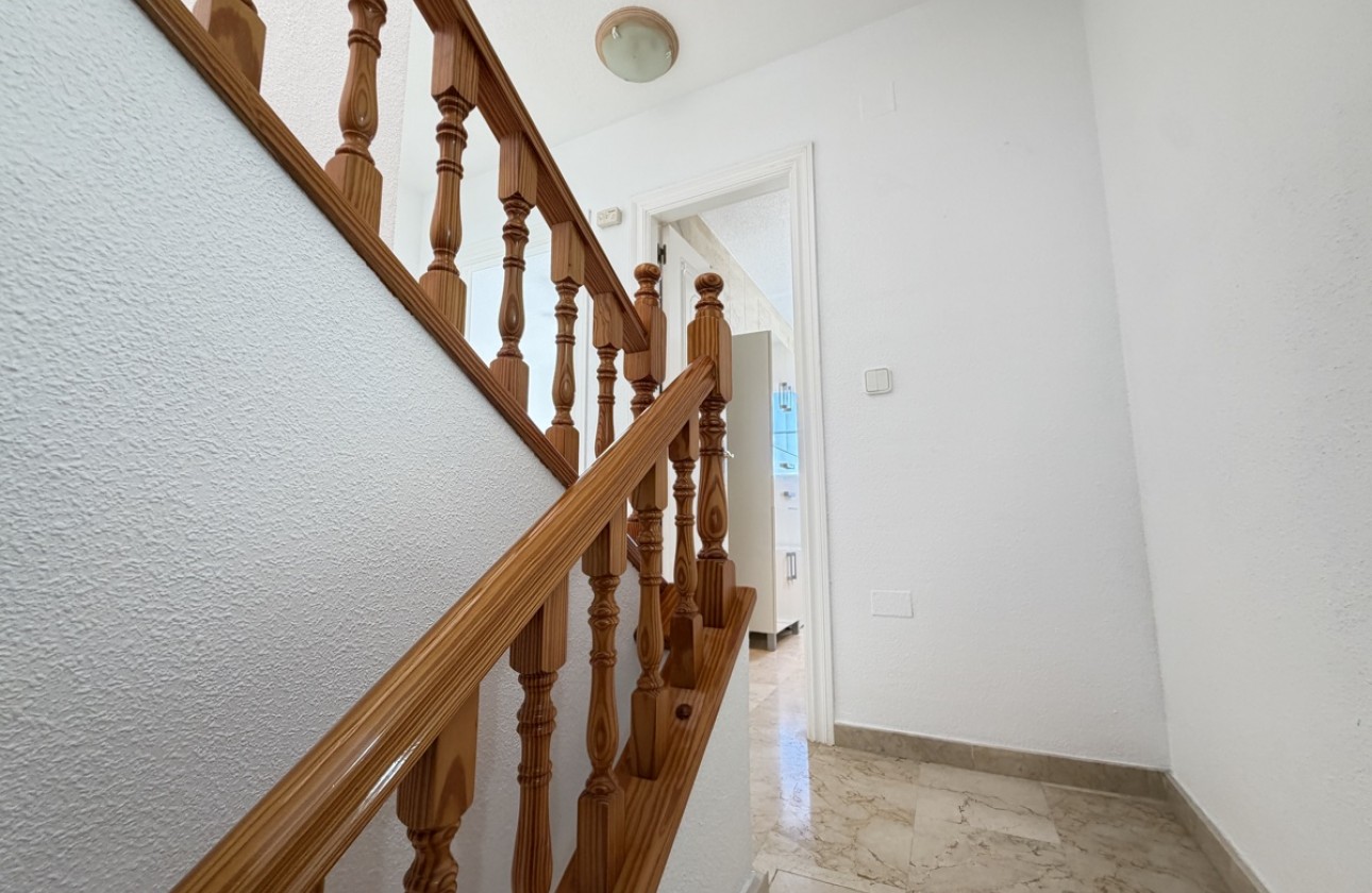 Resale - Villa - Las Ramblas Golf