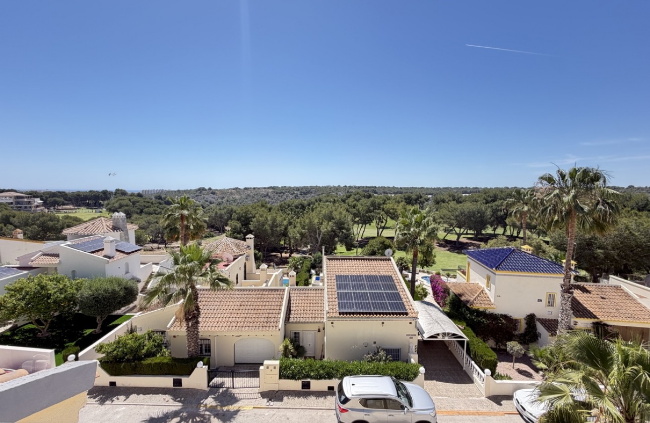 Resale - Villa - Las Ramblas Golf