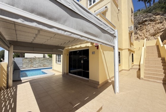 Resale - Villa - Las Ramblas Golf
