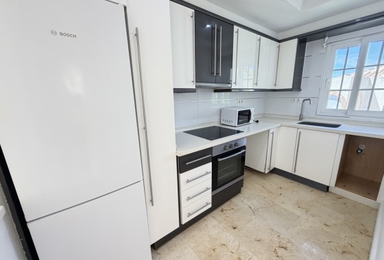 Resale - Villa - Las Ramblas Golf