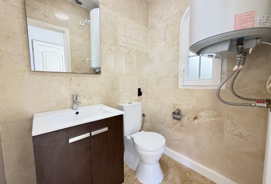 Resale - Villa - Las Ramblas Golf