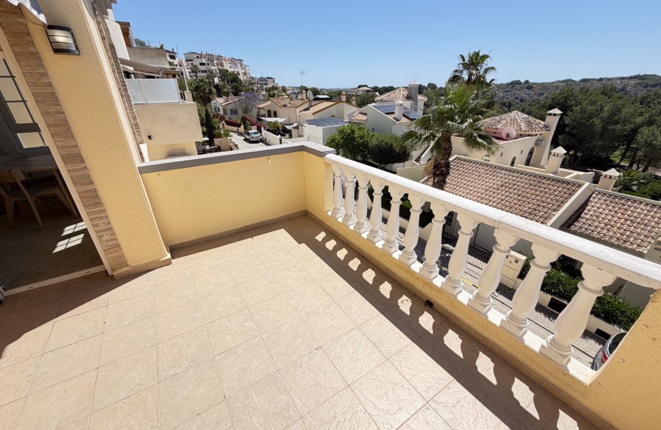 Resale - Villa - Las Ramblas Golf