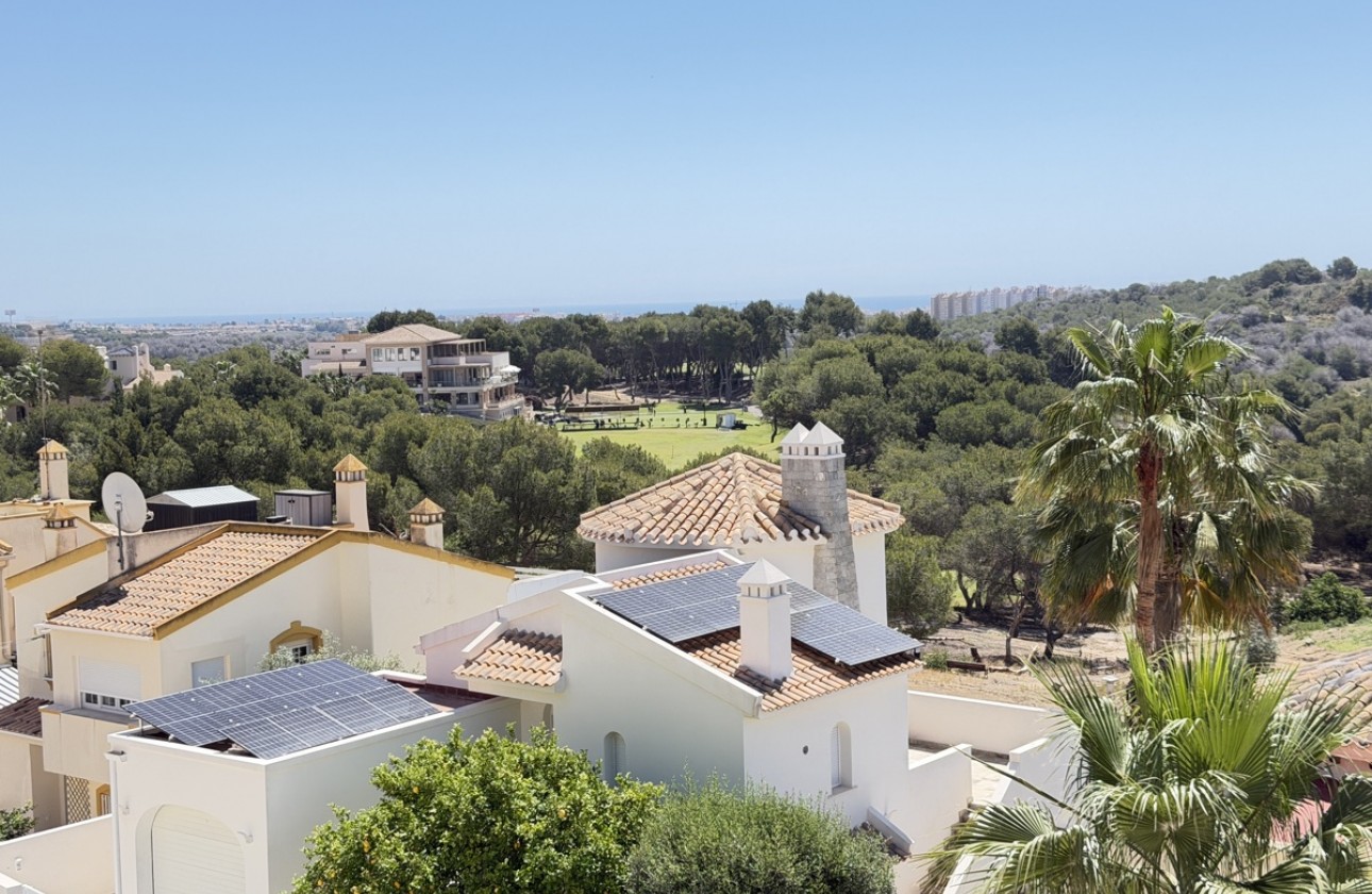 Resale - Villa - Las Ramblas Golf