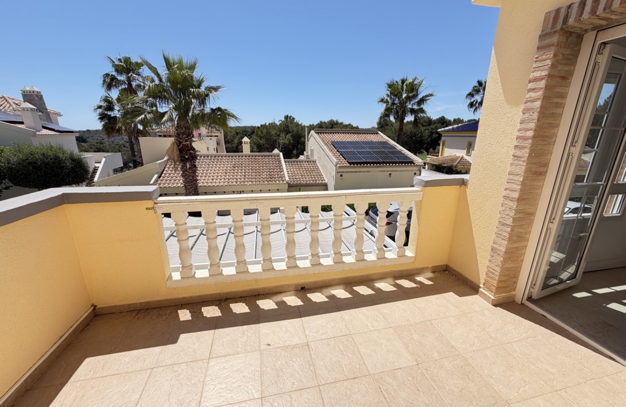 Resale - Villa - Las Ramblas Golf