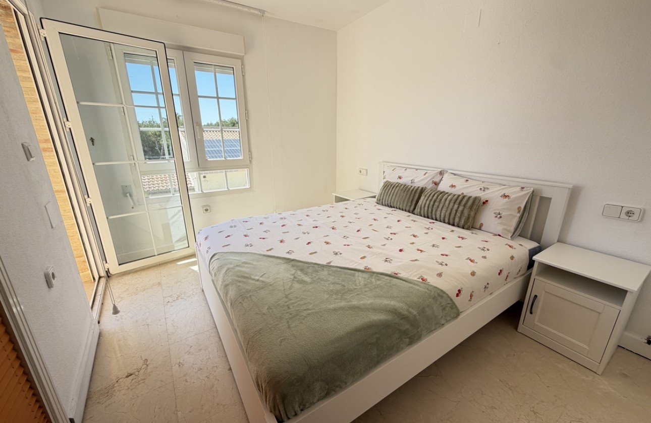 Resale - Villa - Las Ramblas Golf
